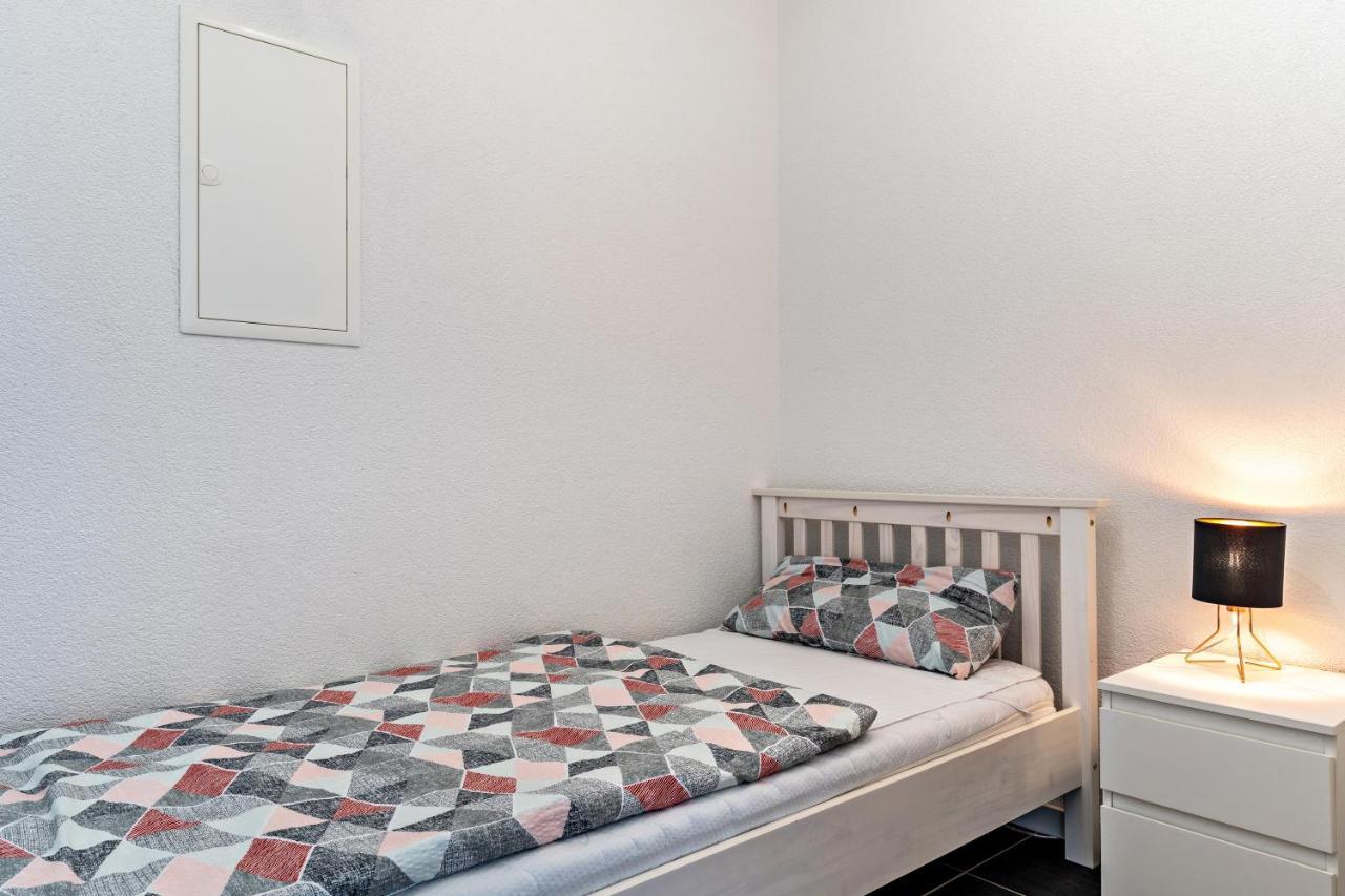 Ferienwohnung Familie Richter Лар Екстериор снимка