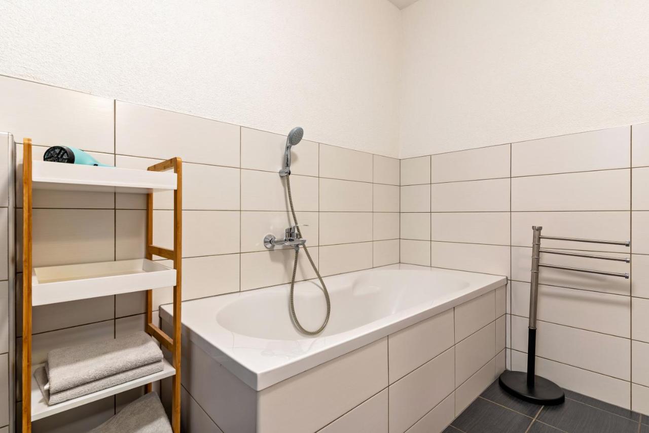 Ferienwohnung Familie Richter Лар Екстериор снимка
