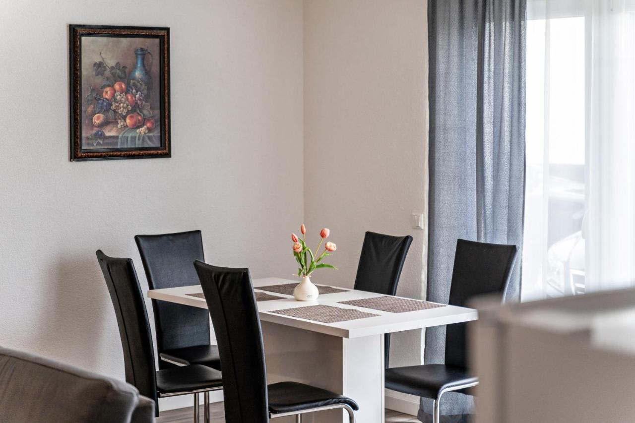 Ferienwohnung Familie Richter Лар Екстериор снимка